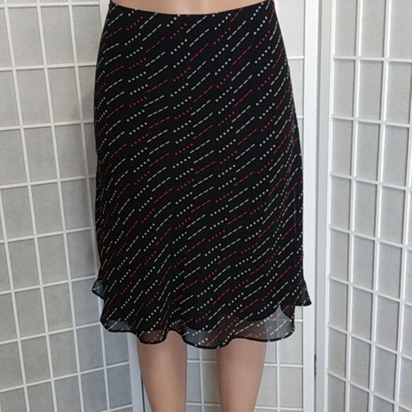 Express Chiffon Skirt – Geometric Dot – Pull-On – Black Lined - Picture 1 of 11